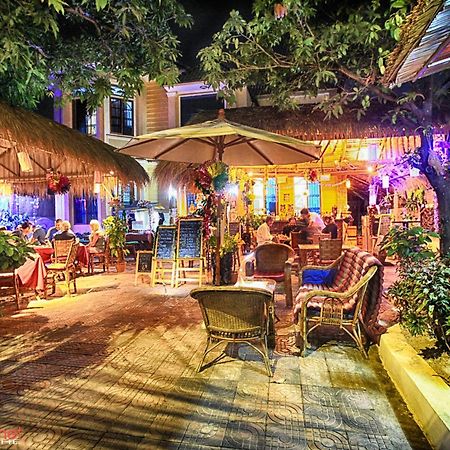 Готель Tiki Garden Кампот Екстер'єр фото
